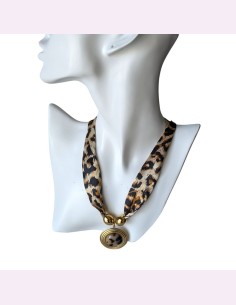 COLLAR PRINT DE EL COFRE DE ELISABETH 2
