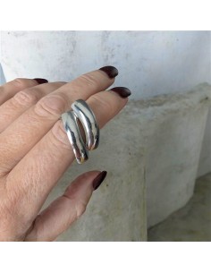 ANILLO MODELO LÍNEAS DE EL COFRE DE ELISABETH