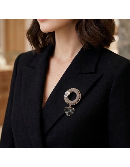 BROCHE BRIGITTE